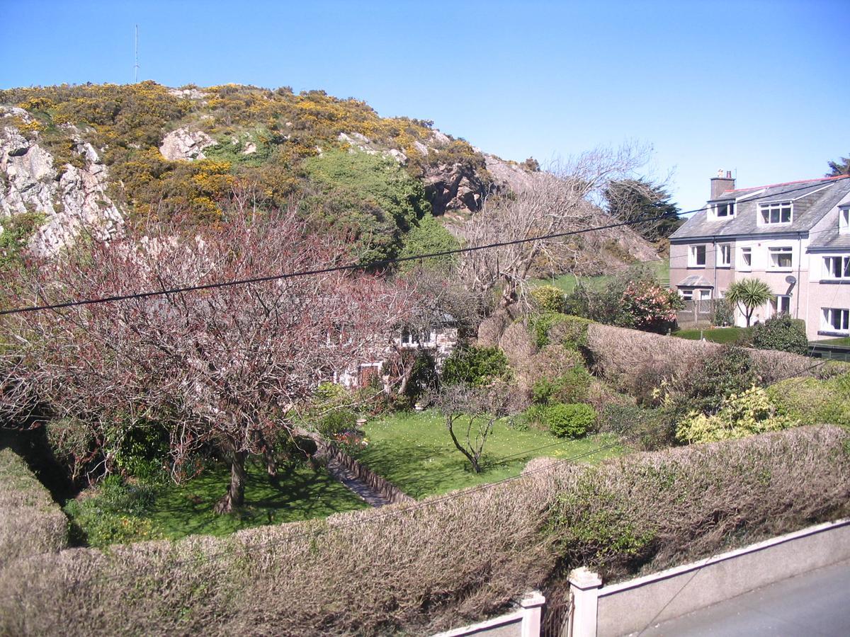 Marine Hotel Criccieth Exterior photo